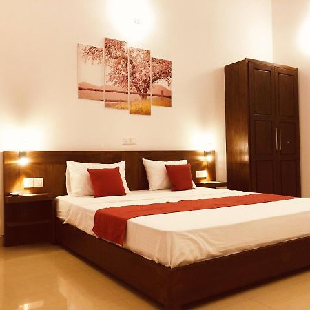 Grand Villa Negombo Exterior foto