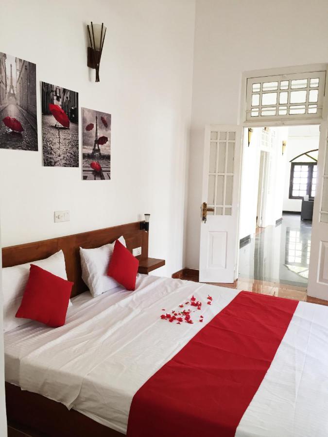 Grand Villa Negombo Exterior foto